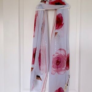 NWT Scarf